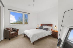 London - 1 Bed Apartment - Sleeps 2 - Long Stays